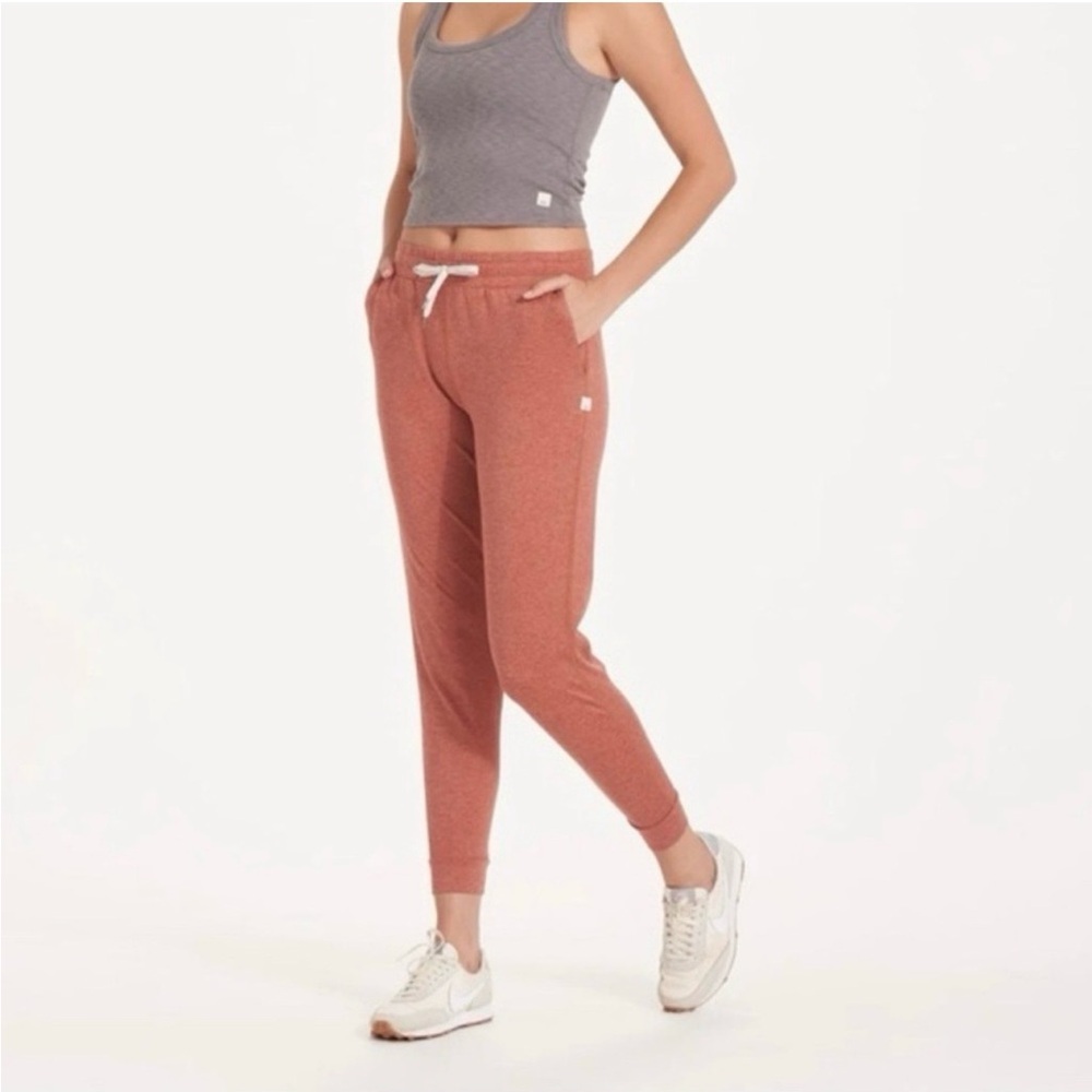 VUORI SET  halo Performance, jogger and hoodie set Heather cinnamon